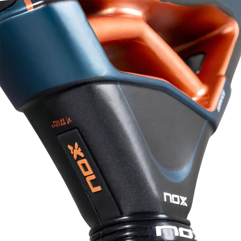 Pala de Padel Nox At10 Attack 18k 2025 Color Gris Oscuro
