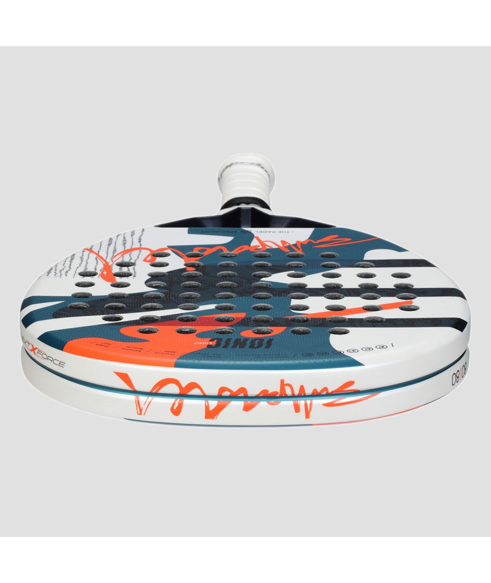 Pala Bullpadel Ionic Light 2025